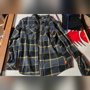 Off The Grid Black Yellow Flannel Destroyer